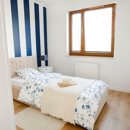 Prudentia Apartments Szaserow Варшава Экстерьер фото